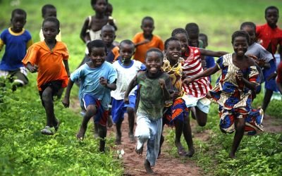 Apadrinar en Guinea: cómo abrir oportunidades reales a través de la educación