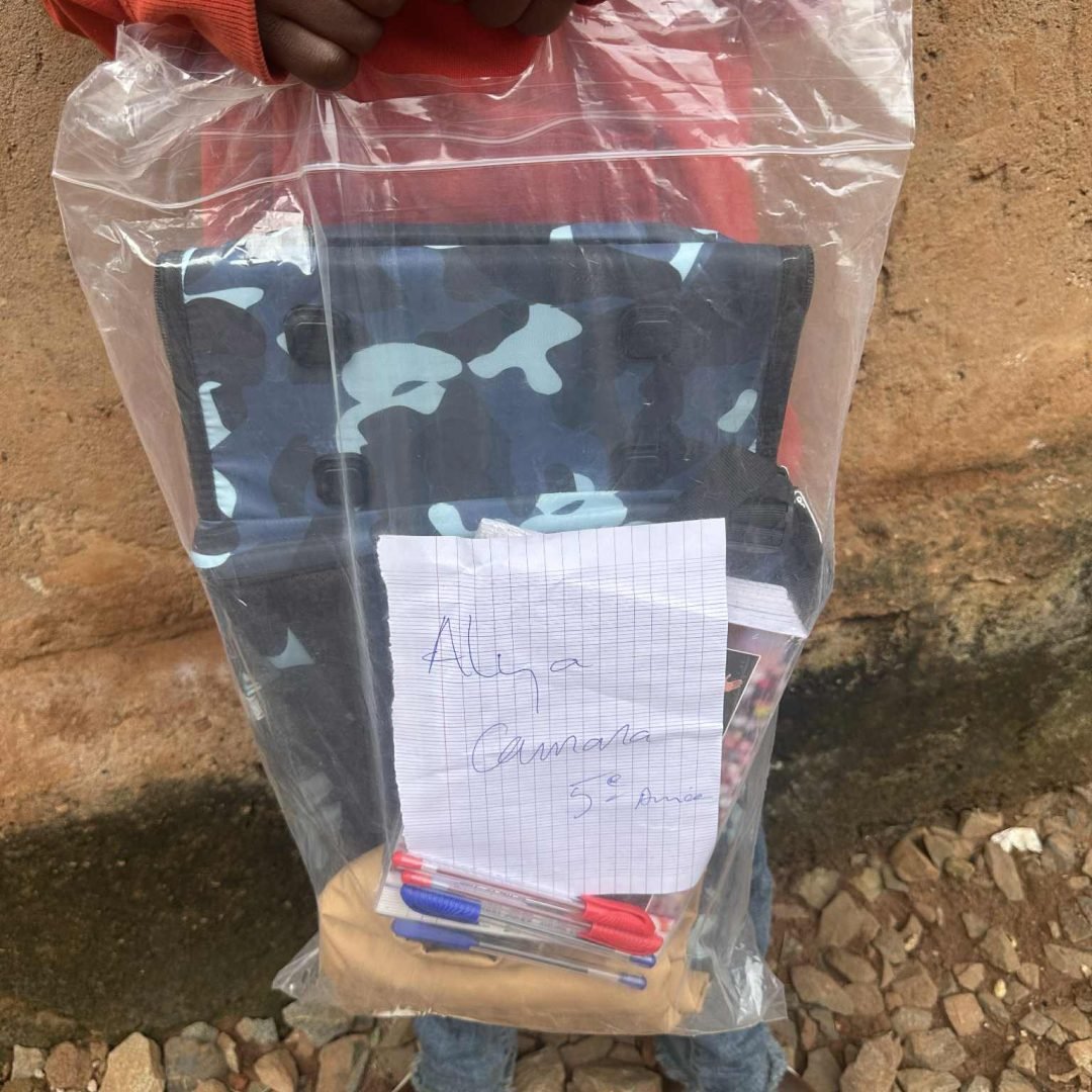 e9778523-fb5c-4069-8230-69bea083ac9c